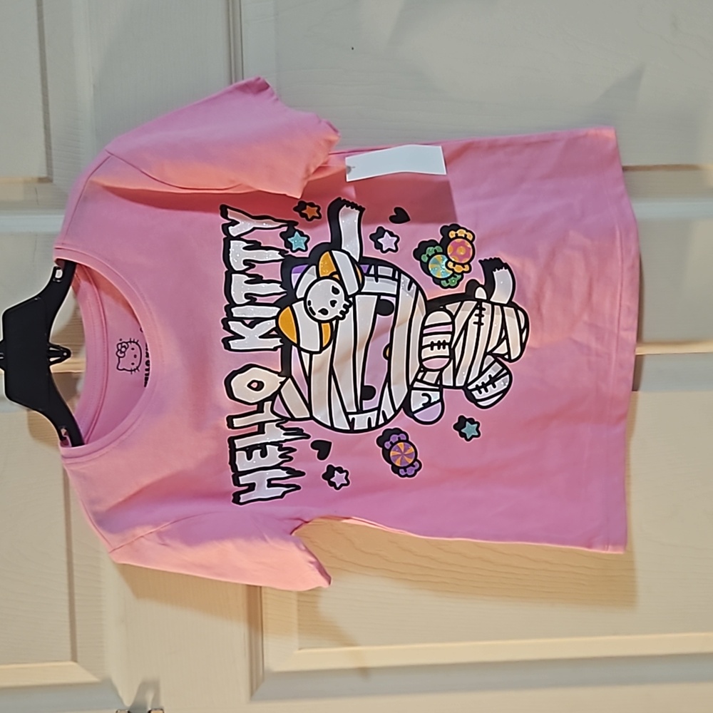 SANRIO HELLO KITTY MUMMY HALLOWEEN TEE: PINK: NEW WITH TAGS: XS (4/5)
